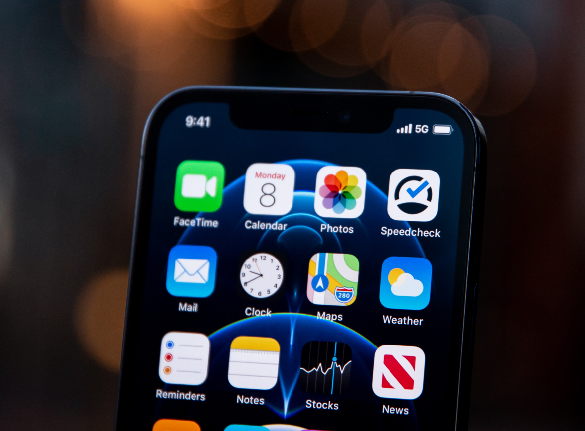 禄劝苹果手机维修分享为什么 iPhone 12 在冬季会自动关机 